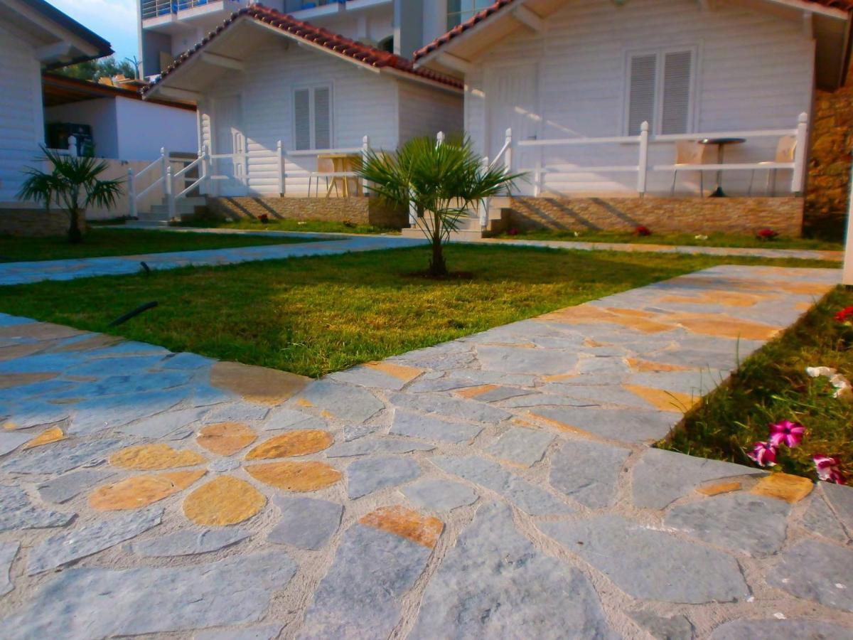 Villa Vela E Bardhe Dhërmi Exterior foto